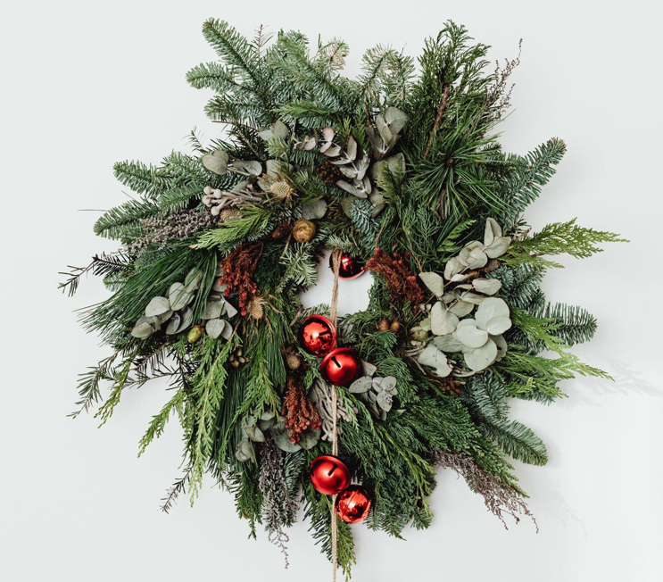 Artificial Christmas Garlands – The Perfect Addition to Your Holiday Décor